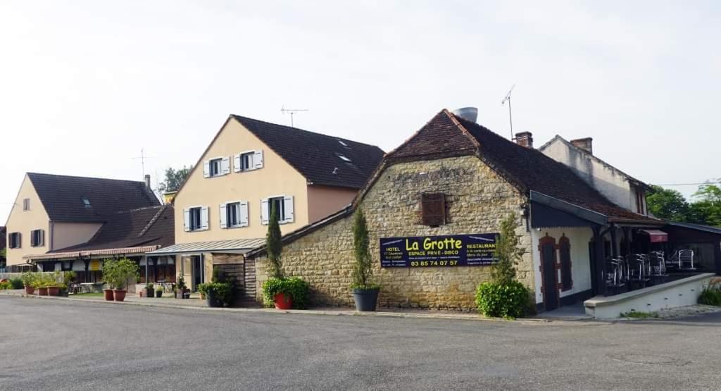 Hotel La Grotte Sagy  Esterno foto